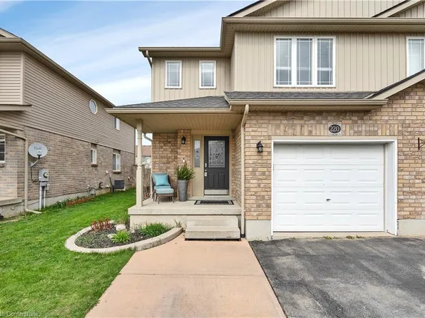 220 Brenneman Dr, Wilmot, ON N3A 4N2