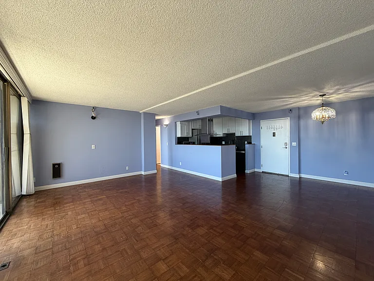 801 Franklin St #104 — Photo 10