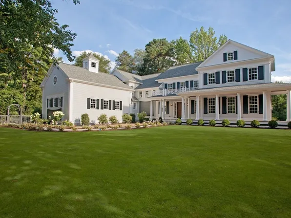 315 Musketaquid Rd, Concord, MA 01742