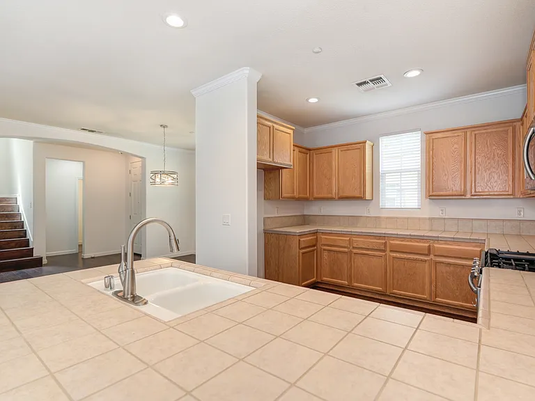 24 Crystalwood Cir — Photo 15