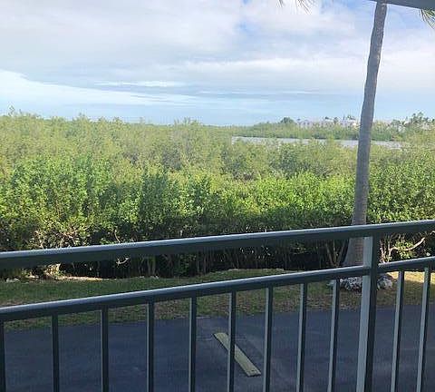 5th image of 1901 S Roosevelt Blvd #107