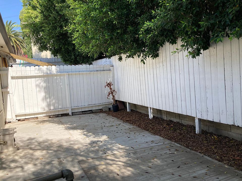 1st image of 2212 Glendale Blvd #1/4