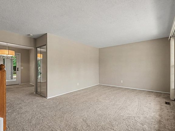 2nd image of 5494 Cleander Dr