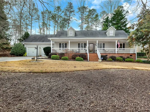 109 Holder St, Liberty, SC 29657
