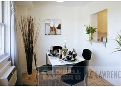 2nd image of 15 W 139th St APT 9J