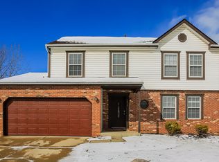 1915 Westbrook Village Dr, Columbus, OH 43228