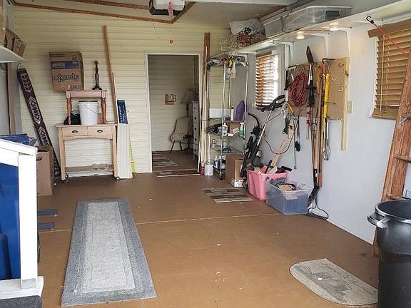 5th image of 144 Tiger Lilly Dr
