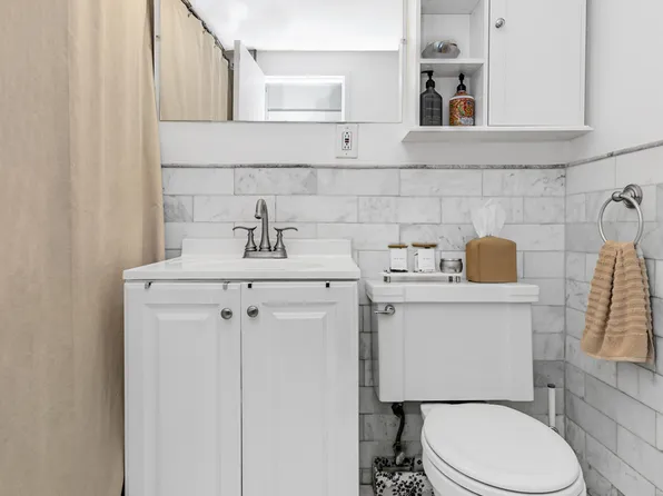 345 East 56th Street image 7 of 7