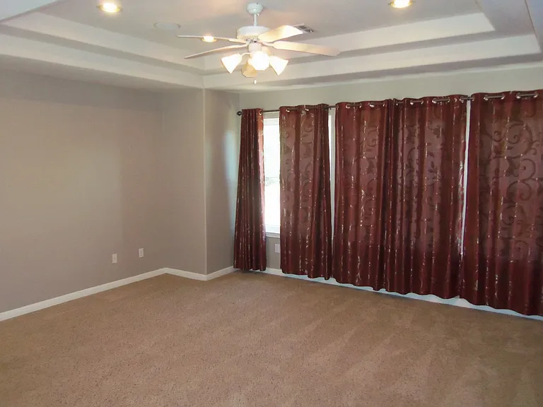 3909 Mitchell Cv — Photo 18