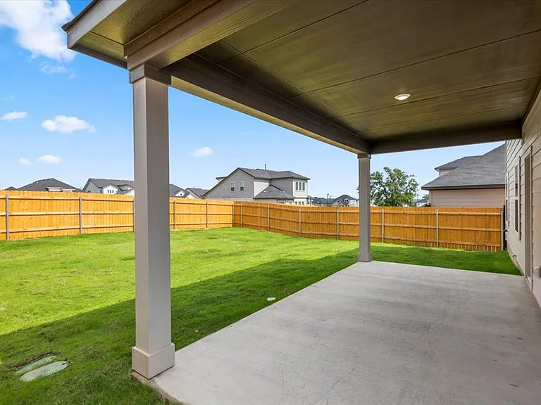 4909 Sea Salt Dr — Photo 8