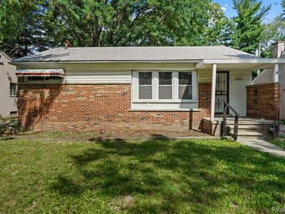 11650 W Parkway St, Redford, MI, 48239