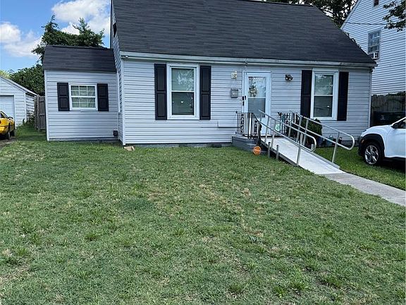2nd image of 1155 18th St