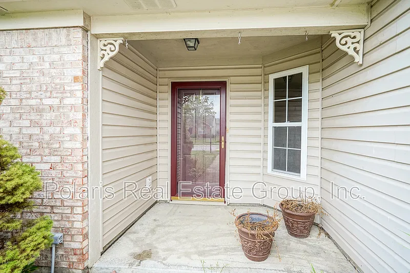 3 bed, 2.0 bath, 1240 sqft, $1,950 — Photo 4
