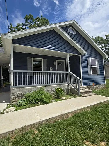 324 W Edmonds St Photo 1