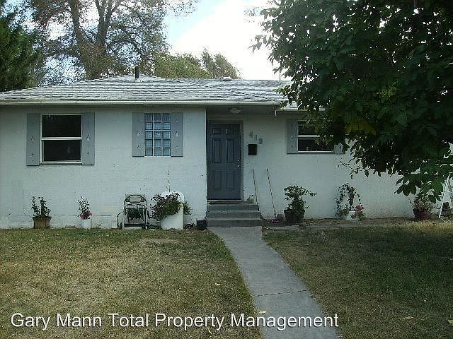 1st image of 419 W Knolls Vista Dr