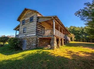 2567 Huff Hill Rd, Hillsville, VA 24343