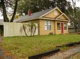 855 Highland Ct, Mount Dora, FL 32757
