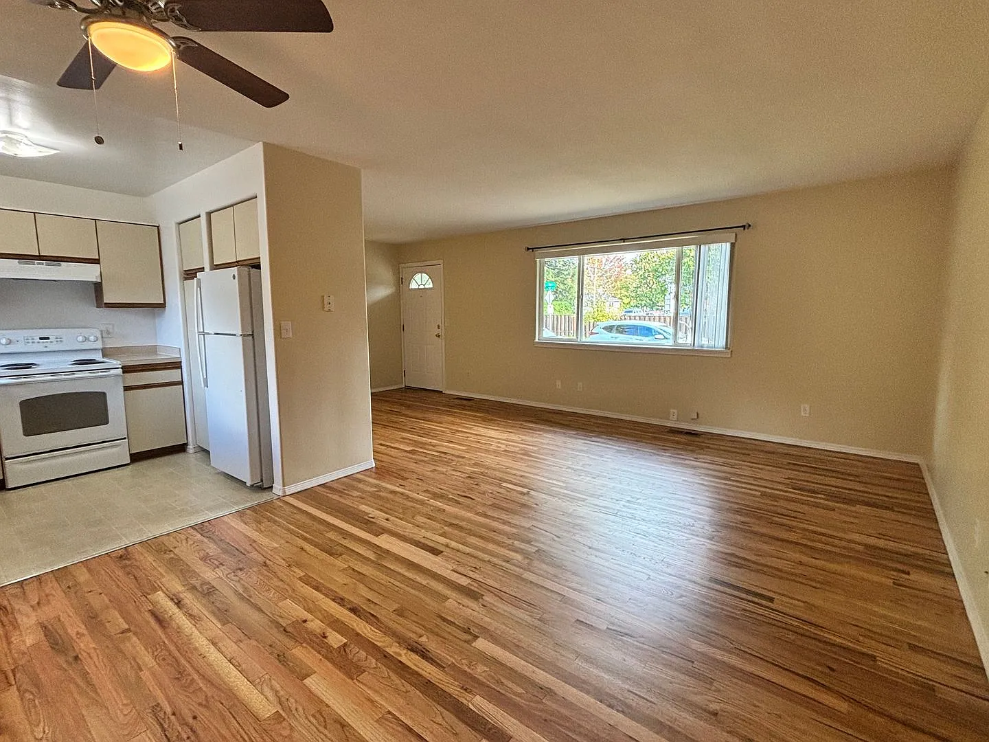 Newly Update 2 Bedroom Home! — Photo 4