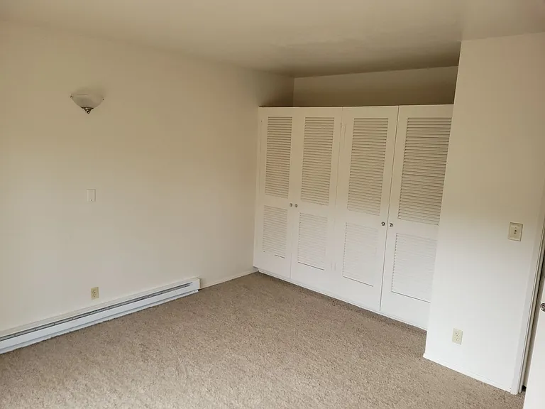 339-Walnut Hill Apartments — Photo 10