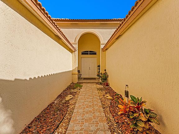 2nd image of 1350 Meadows Boulevard