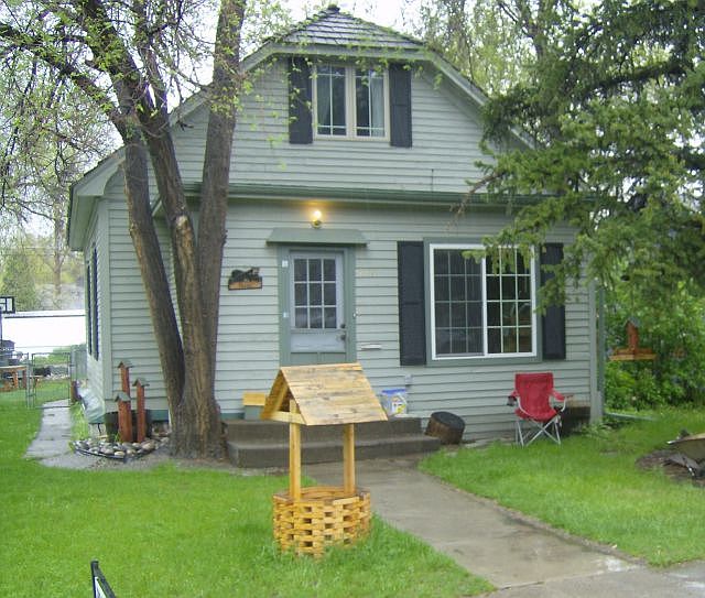 1st image of 711 N 24th St