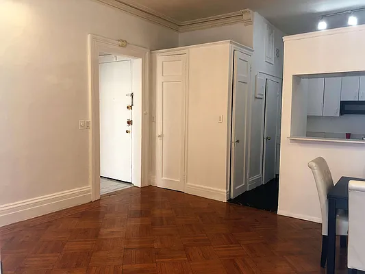 Rented by OvCo Realty | media 32