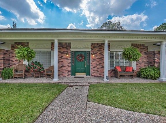 2nd image of 5013 Ashwood Dr