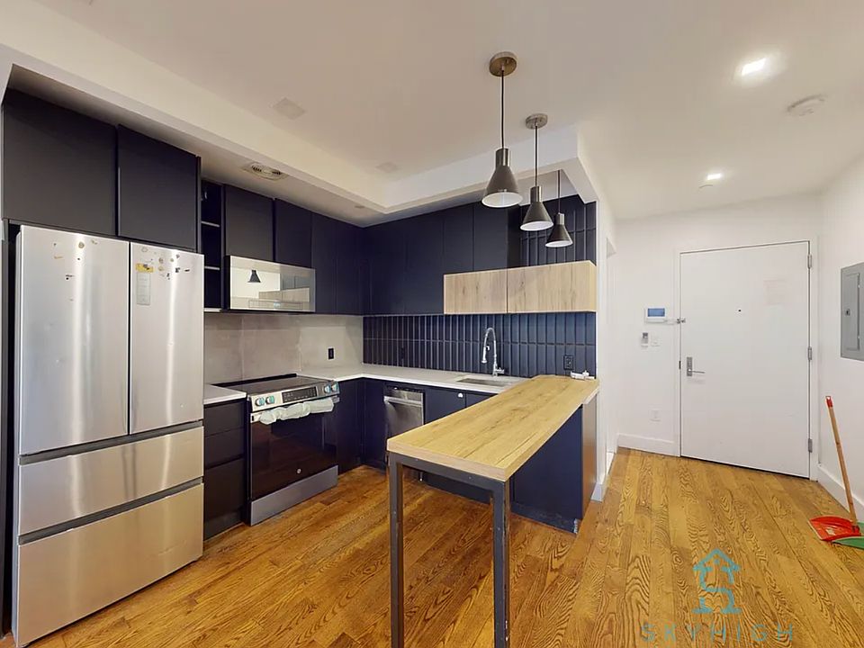 1st image of 1806 Ocean Ave #2DD