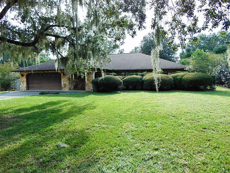 1st image of 28 Palm Dr