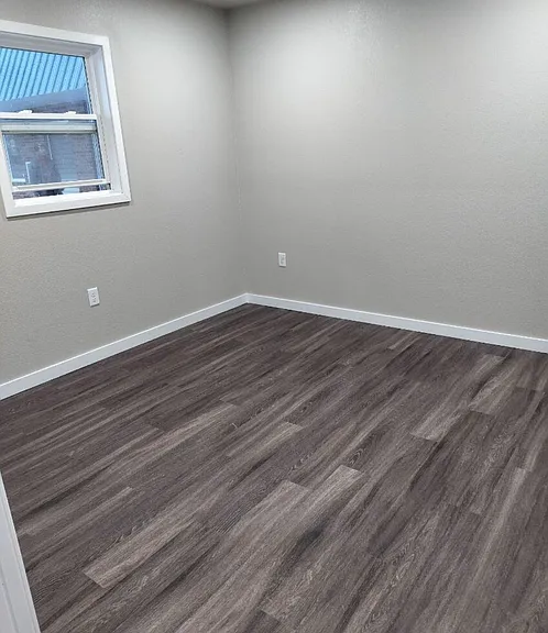3303 E Bremer Ave — Photo 10
