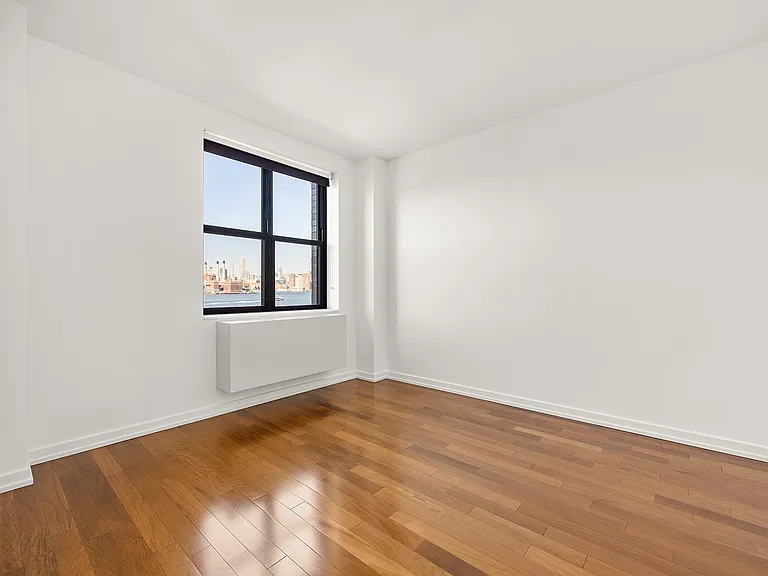 58 Metropolitan Ave #4G — Photo 5