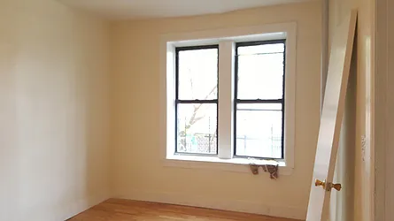 Rented by Uptown Flats LLC