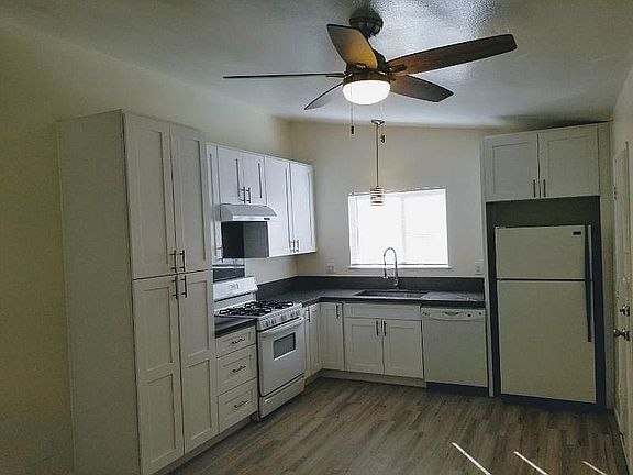 2nd image of 1910 Bluehaven Dr