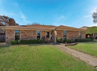 1944 Sussex Dr, Carrollton, TX 75007