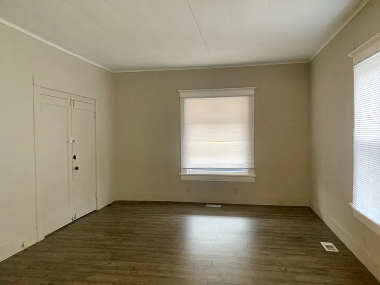 5651 1st Ave — Photo 5