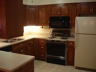2nd image of 747 Taylor Ave