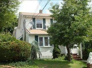 49 Park Ave, Maywood, NJ 07607