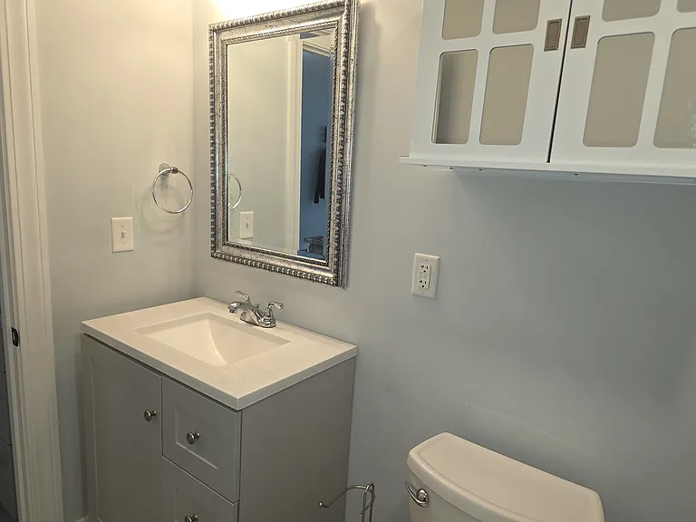 1167 Phinneys Ln #5 — Photo 8