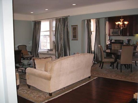 5th image of 25 Parkview Ave APT 6M
