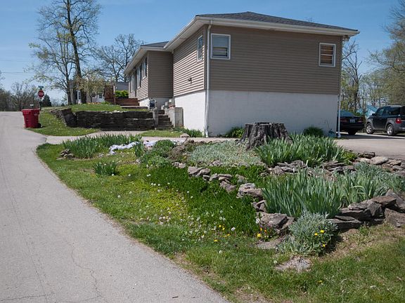 2nd image of 615 Skyview Dr