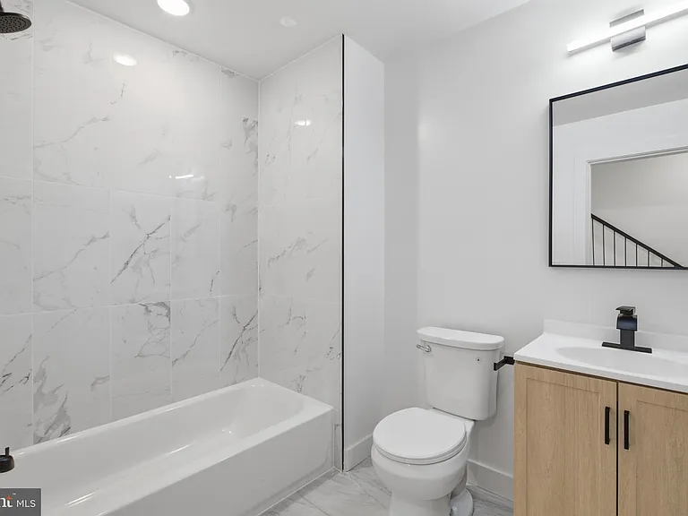 3931 Fairmount Ave #3 — Photo 6