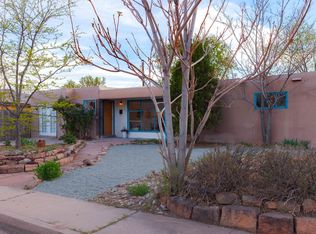 106 Pine St, Santa Fe, NM 87501