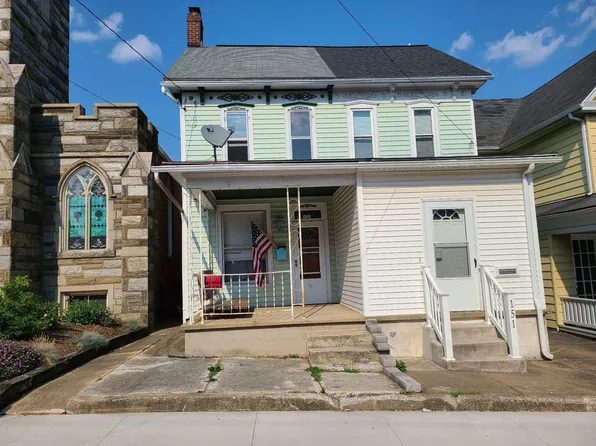 153 N Main St, Red Lion, PA 17356