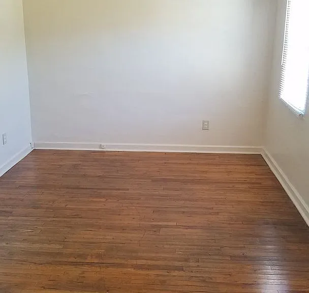 144-Rural Court — Photo 18