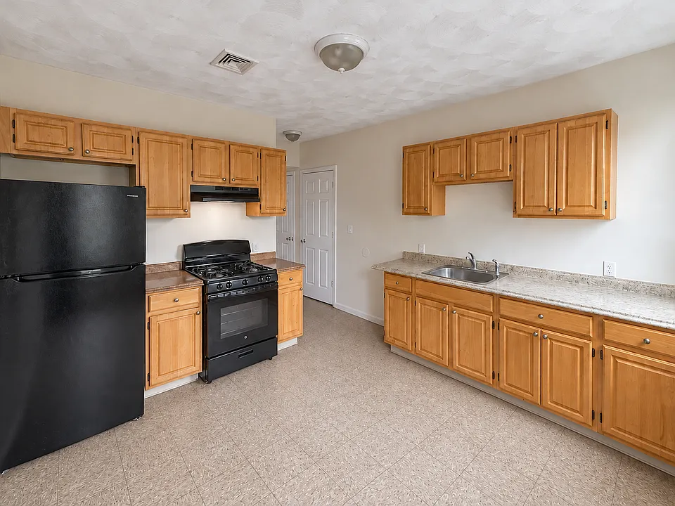 41 Harvard St #3