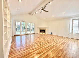 12900 Rose Ave, Los Angeles, CA 90066