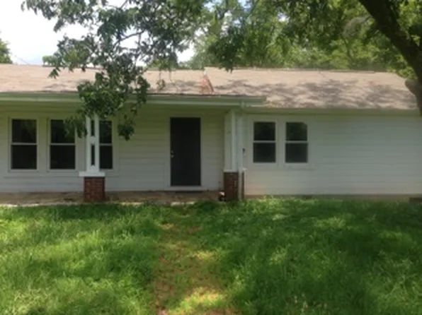 11 Front St, Russellville, AL 35653