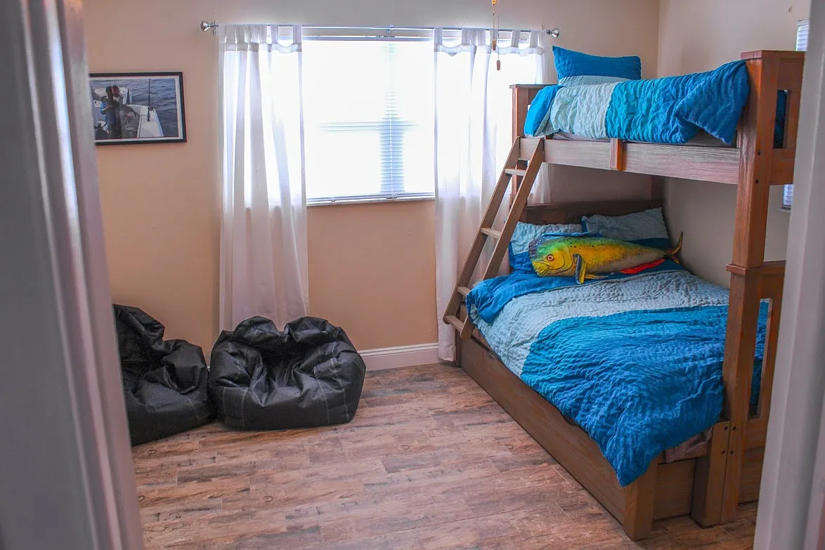 2 bed, 1276 sqft, $2,500 — Photo 3