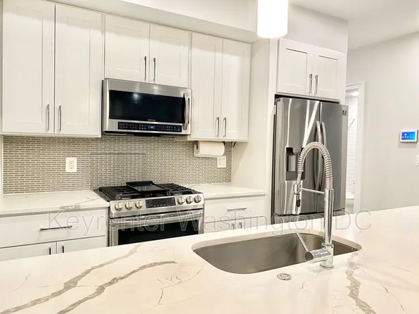 3463 14th St NW #1, Washington, DC 20010