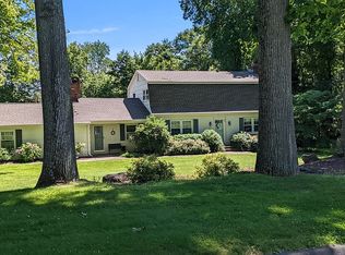 95 Gate Ridge Rd, Easton, CT 06612